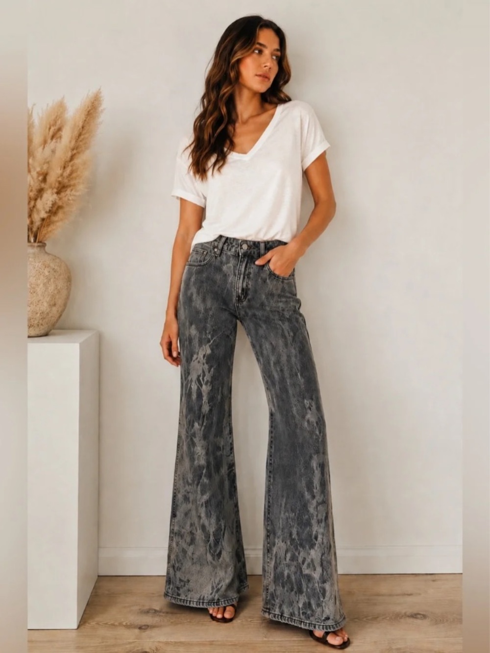 Wrangler Wanderer 622 Laser Acid Wash High Rise Flare Jeans